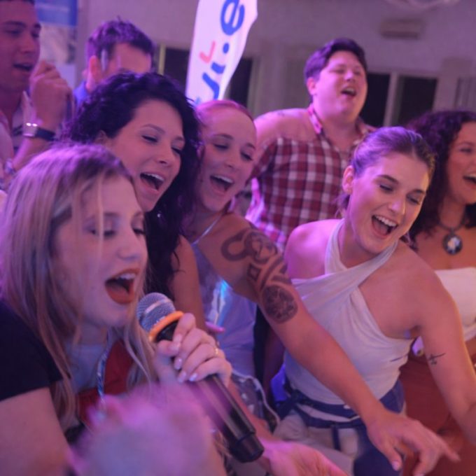 Gastos excesivos de UTE fiesta regional norte