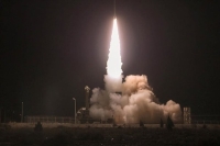 Irán amenaza con cerrar el mar Rojo si EE.UU. persiste en su bloqueo