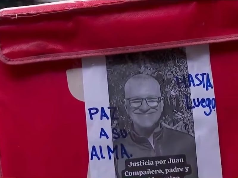 Luto y reclamo de Justicia por Juan Carlos: el último adiós al repartidor asesinado