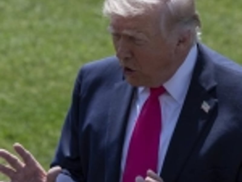 Trump propone apoderarse del material nuclear de Irán y amenaza con acciones más drásticas