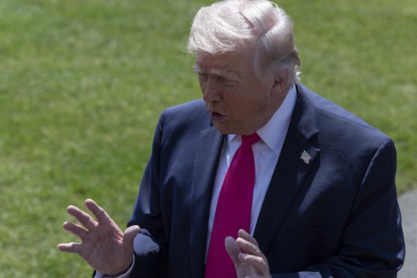 Trump propone apoderarse del material nuclear de Irán y amenaza con acciones más drásticas