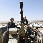 Los hutíes amenazan con cerrar el estrecho de Bab al Mandeb si no se levanta el bloqueo en Ormuz